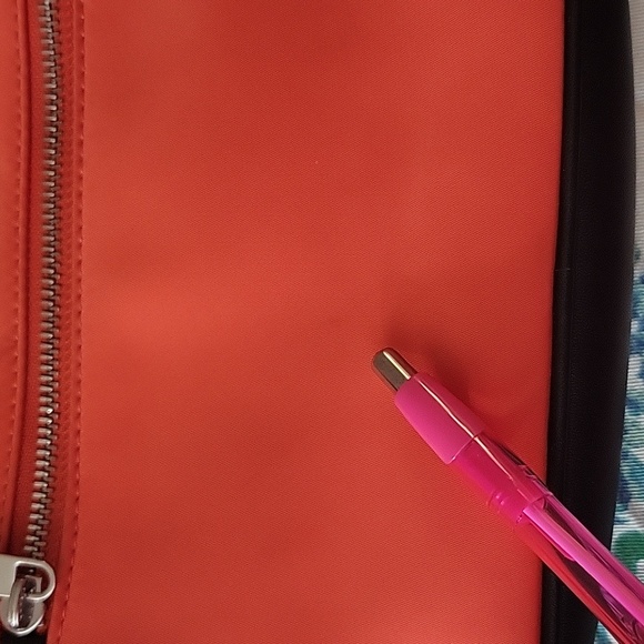 Michael Kors Crossbody - Picture 5 of 6